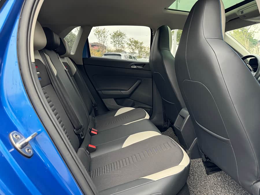 Volkswagen Polo 2020 car image #7