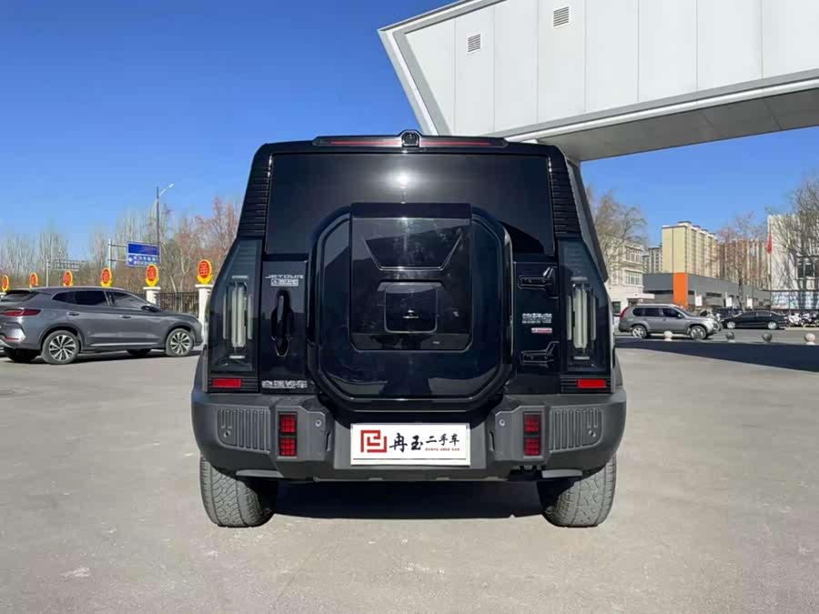 Jetour Traveller 2023 car image #7