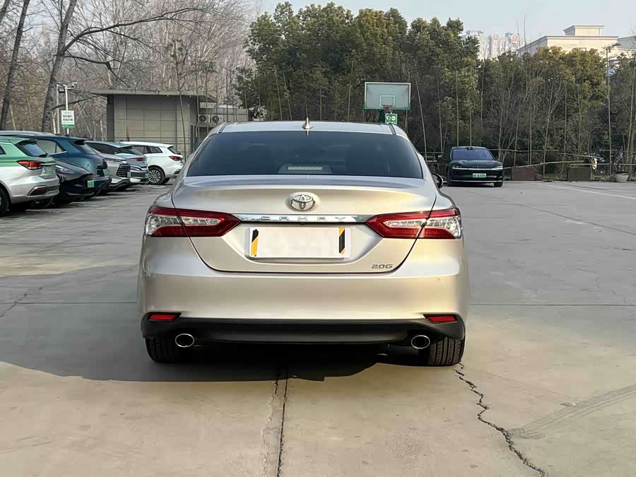 Toyota Camry 2021 immagine di auto #7