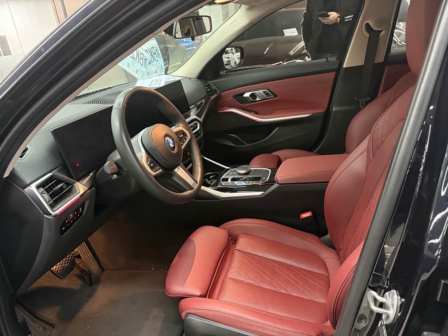 BMW i3 2023 car image #7