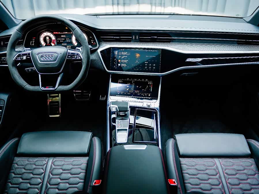 Audi RS 7 2025 car image #7