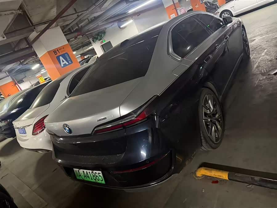 BMW i7 2023 image de voiture #7