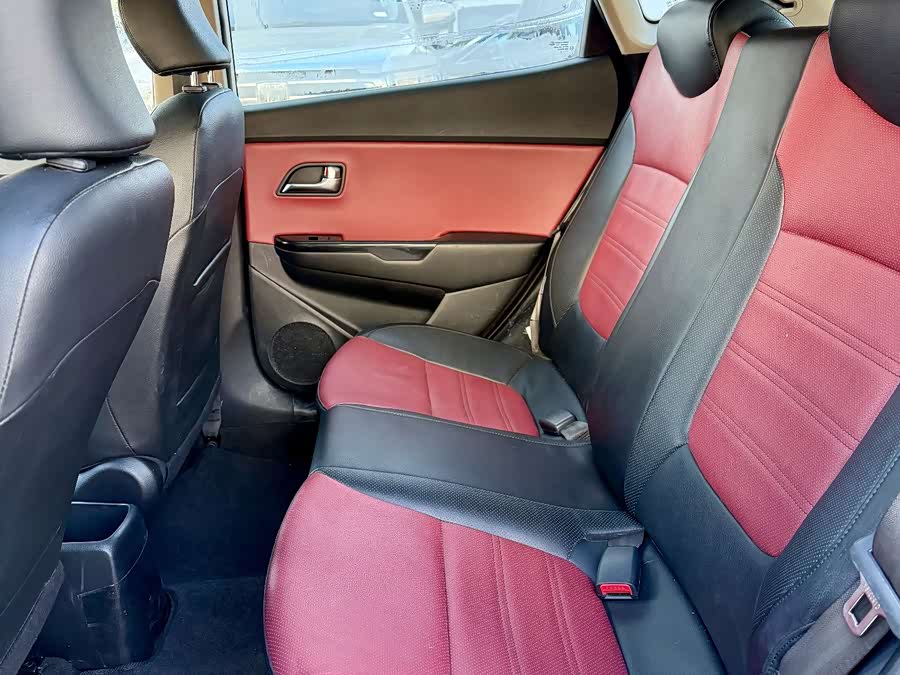 Kia K2 2015 imagen de coche #7