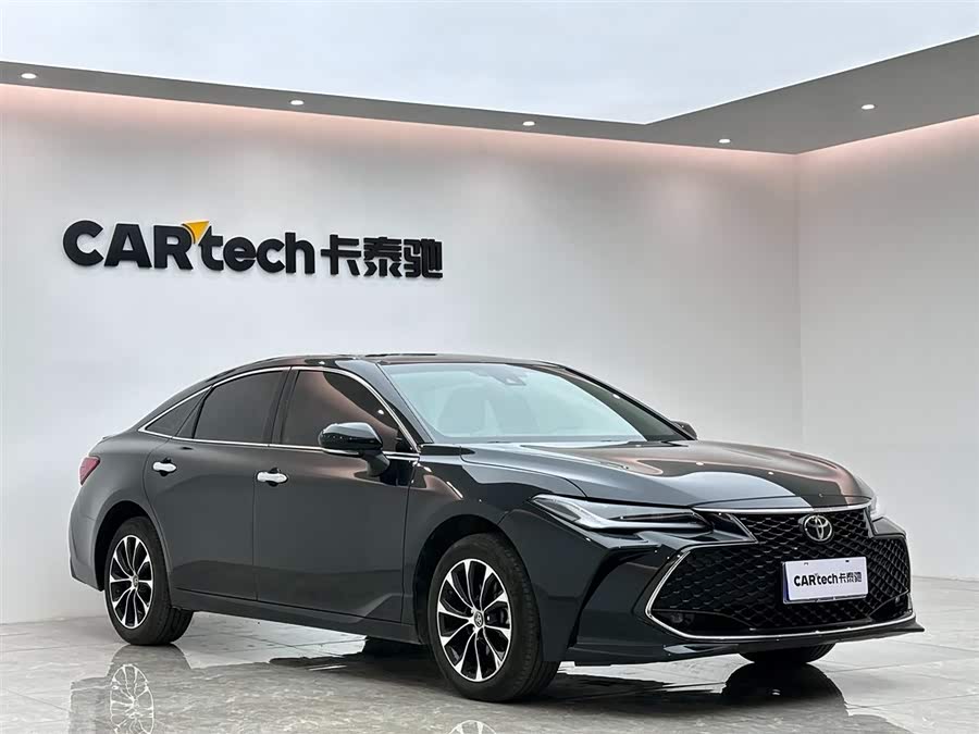 Toyota Avalon 2023 car image #7