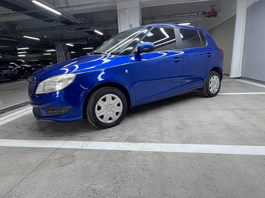 Skoda Fabia 2012 immagine di auto #7