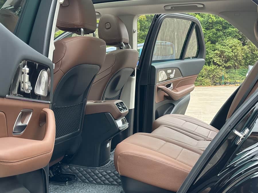 Mercedes-Benz GLE Class 2024 immagine di auto #7