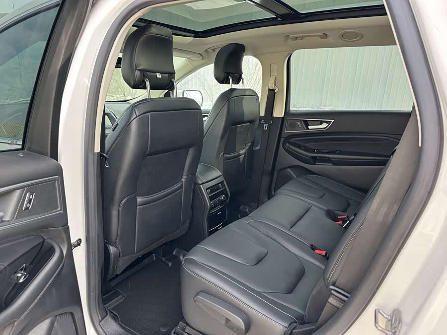 Ford Edge 2018 #7 Ford Edge 2018 car image #7