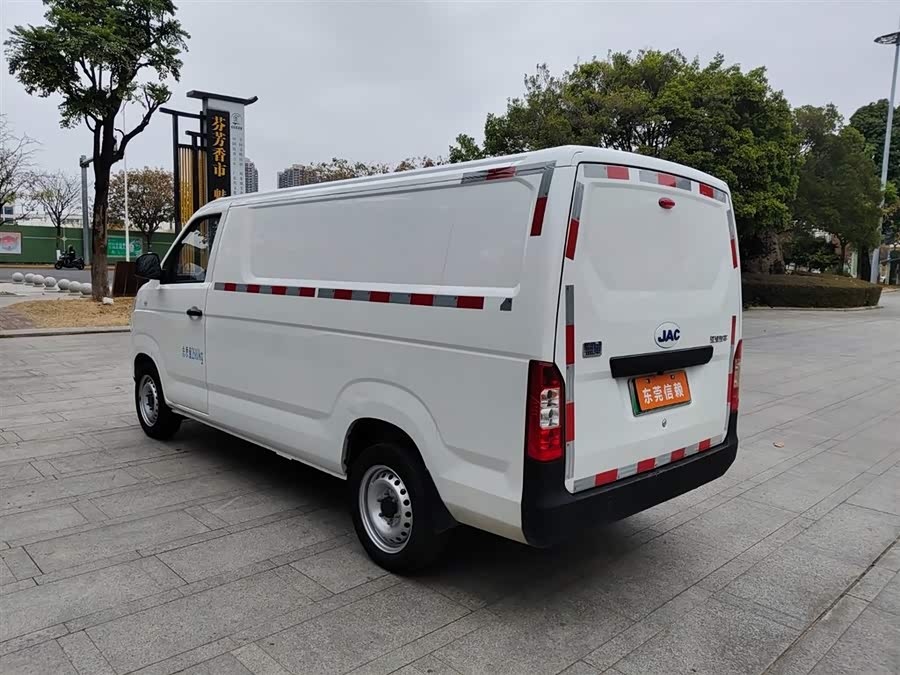 JAC 2024 #7 JAC 2024 imagen de coche #7