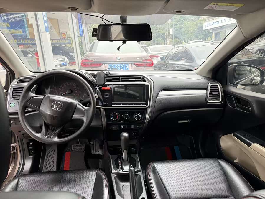 Honda Greiz 2018 #7 Honda Greiz 2018 صورة سيارة #7