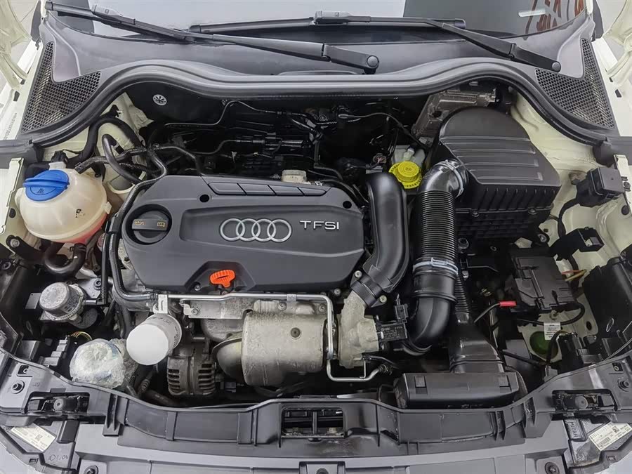 Audi A1 2013 car image #7