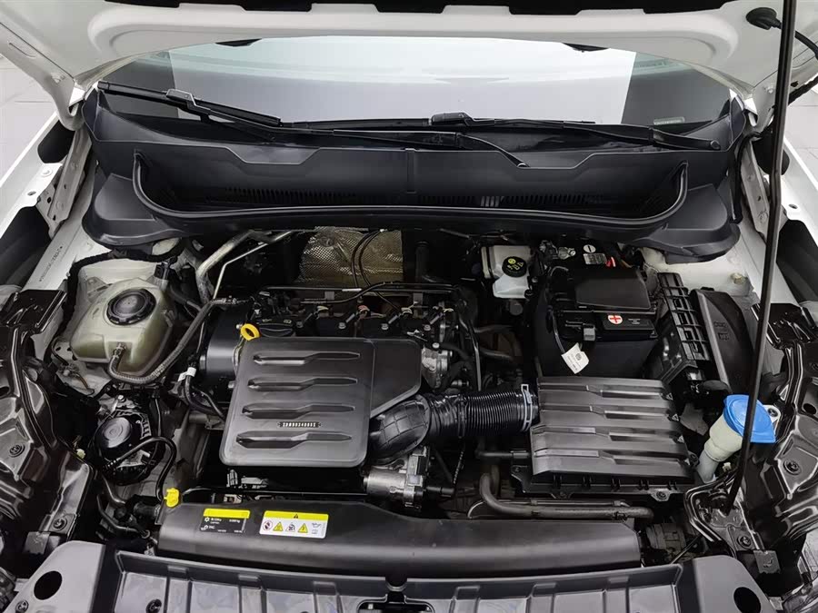 Volkswagen Tacqua 2021 car image #7