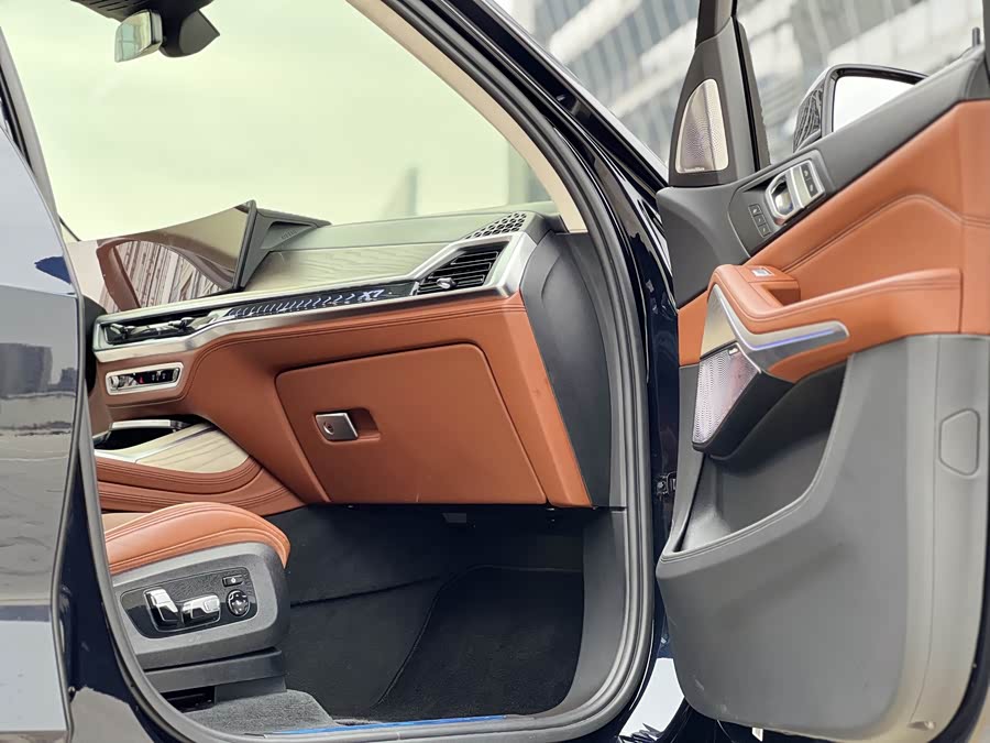 BMW X7 2022 #7 BMW X7 2022 car image #7