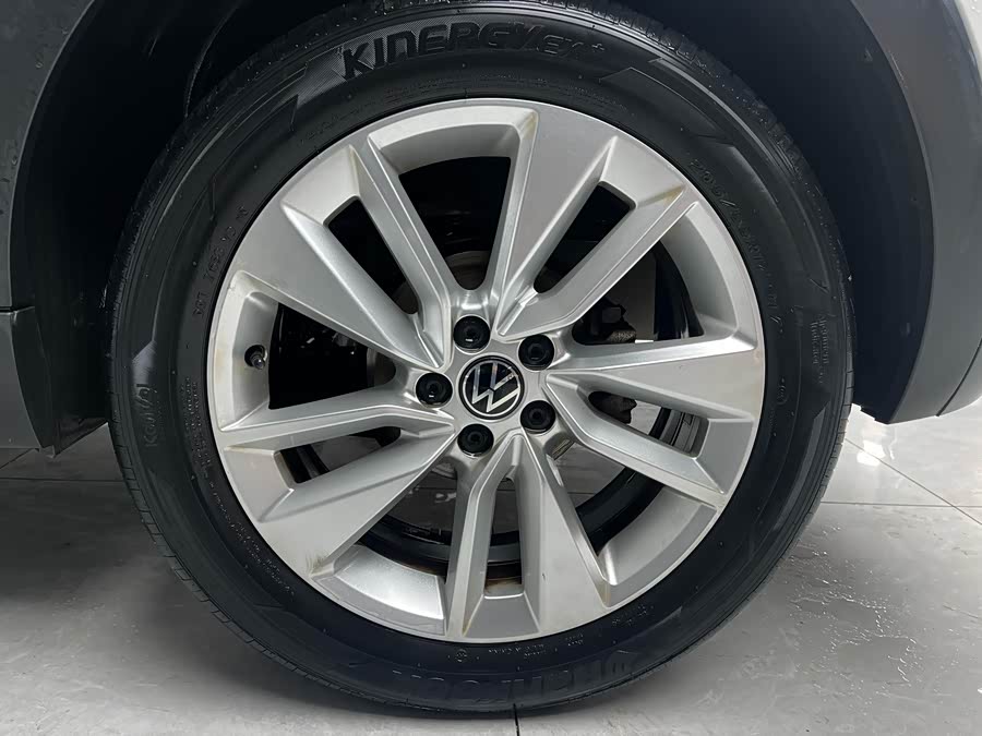 Volkswagen T-Cross 2021 car image #7