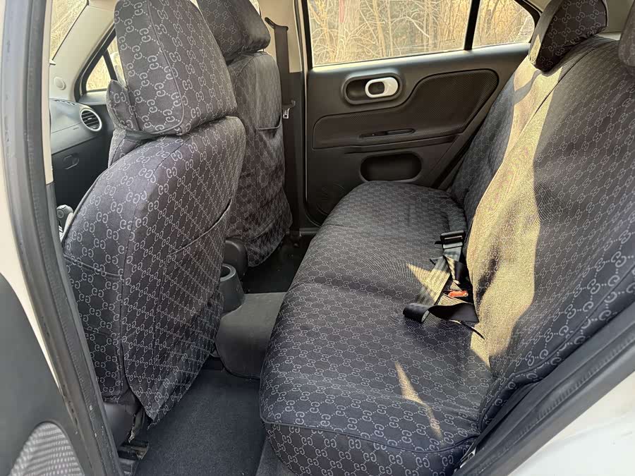 MG 3 2011 car image #7