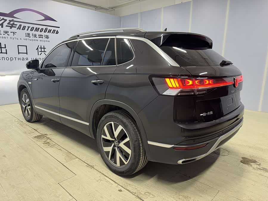 Volkswagen Tayron 2023 immagine di auto #7