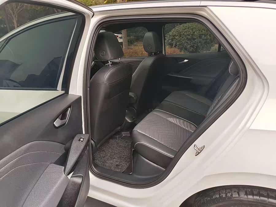 Volkswagen 2024 car image #7