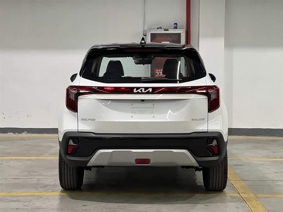 Kia Seltos 2025 car image #7
