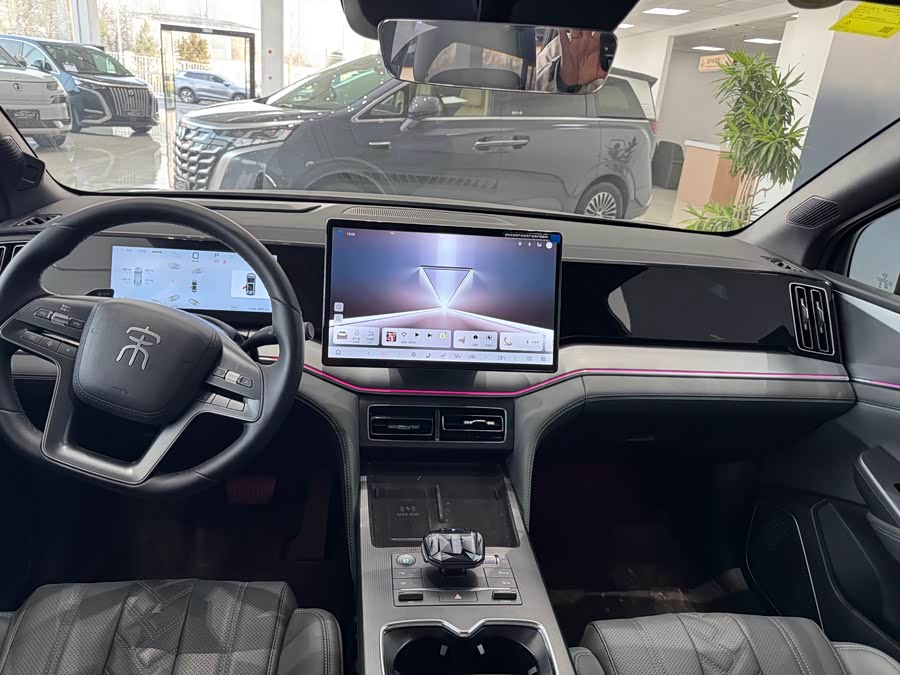 BYD SongL DM-i 2024 #7 BYD SongL DM-i 2024 car image #7