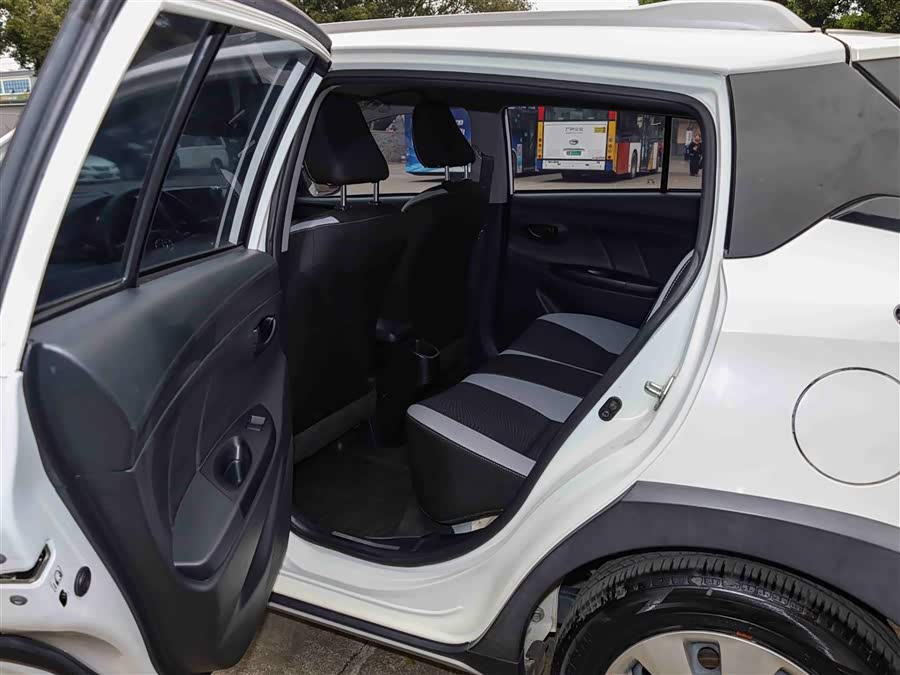 Toyota Yaris L Zhixuan 2021 car image #7