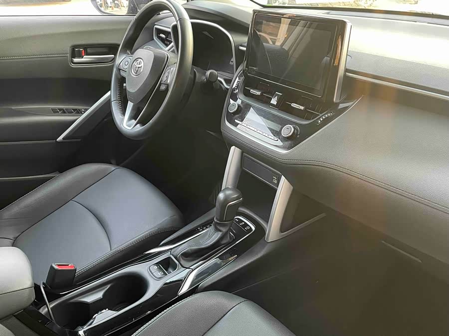 Toyota Corolla Cross 2022 immagine di auto #7