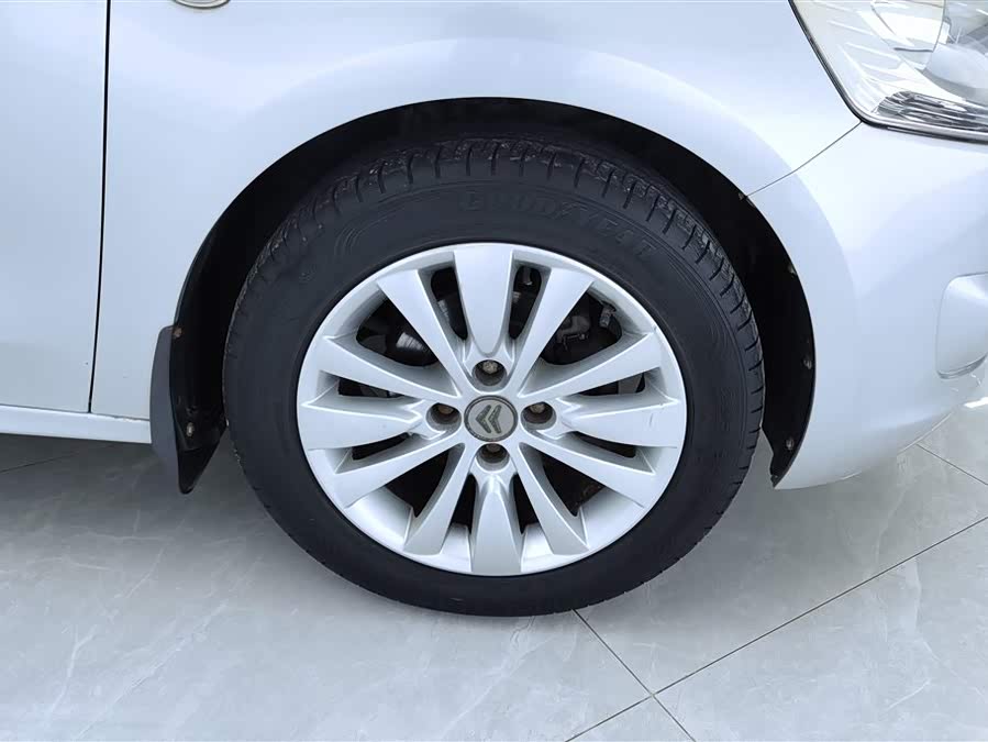 Citroen C-Elysée 2014 car image #7