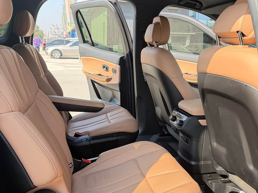 NIO ES8 2021 изображение автомобиля #7