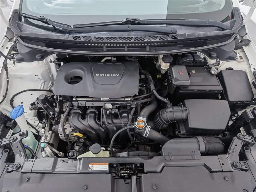 Kia K3 2017 car image #7