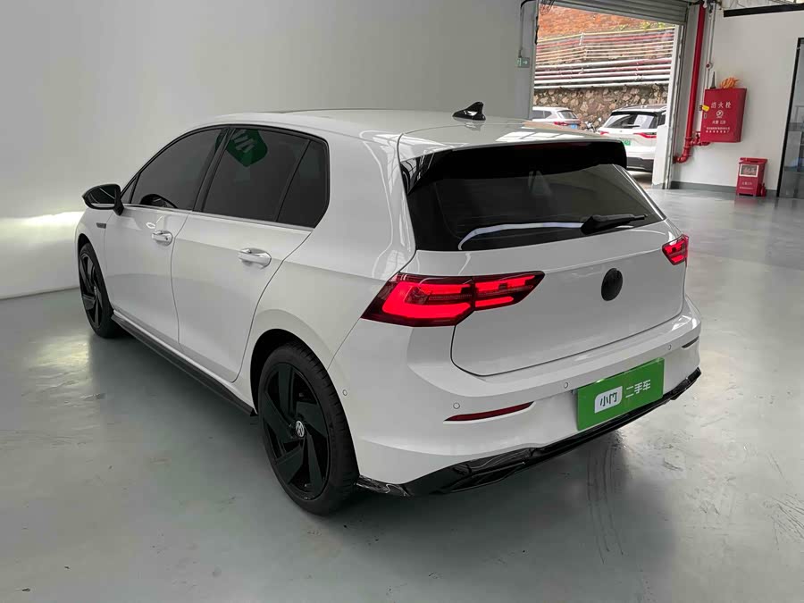 Volkswagen Golf 2021 car image #7