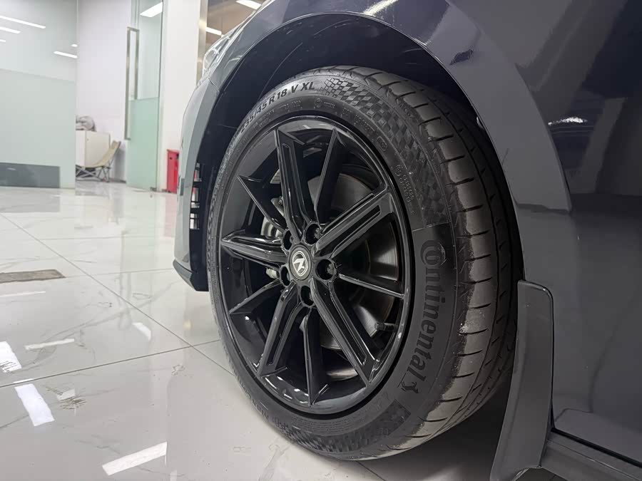 Changan UNI-V iDD 2023 car image #7