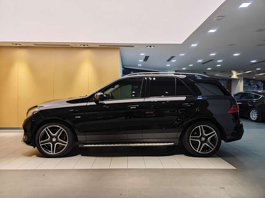 Mercedes-Benz GLE Class 2016 car image #7