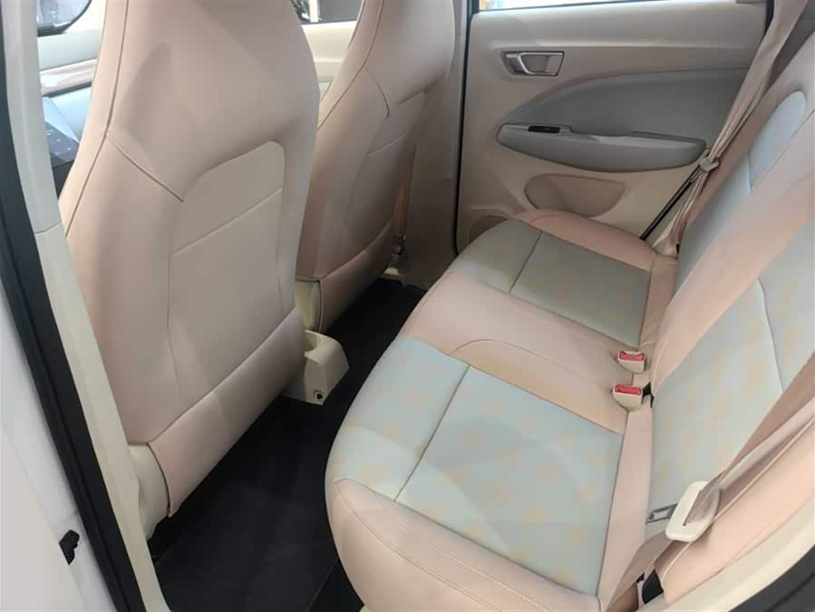 零跑汽车 零跑T03 2025 汽车图片 #7