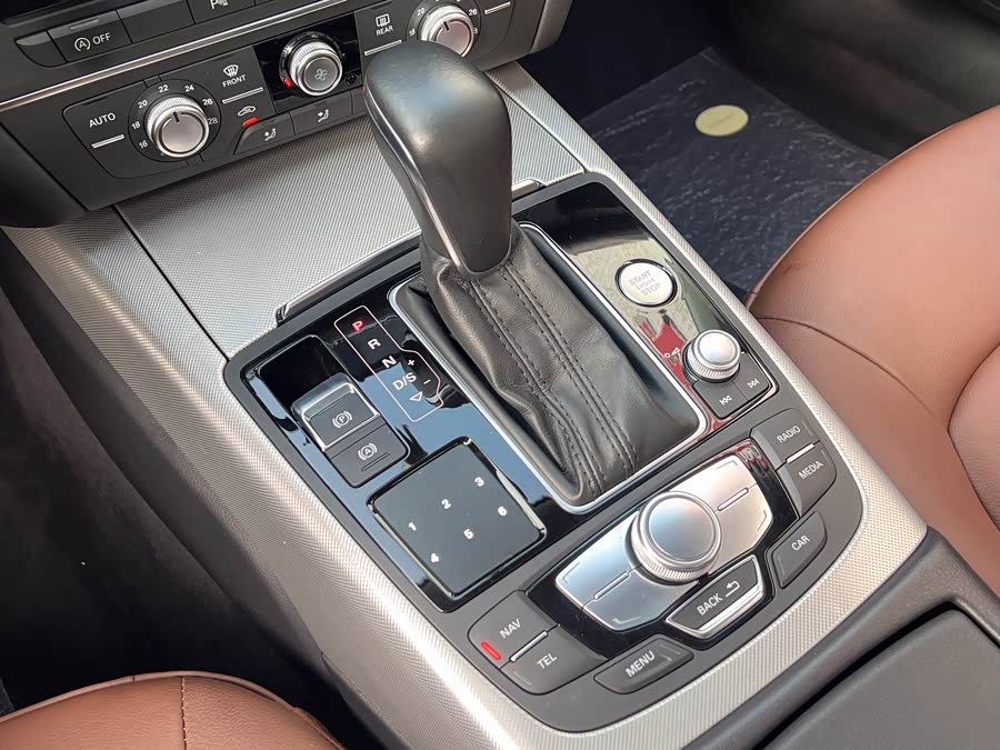 Audi A6L 2019 #7 Audi A6L 2019 car image #7