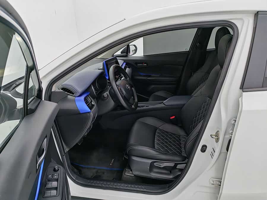 Toyota C-HR 2022 #7 Toyota C-HR 2022 immagine di auto #7