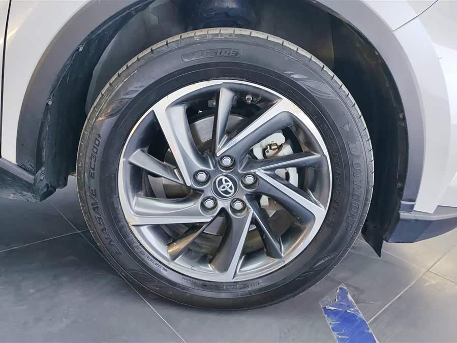 Toyota C-HR 2021 immagine di auto #7