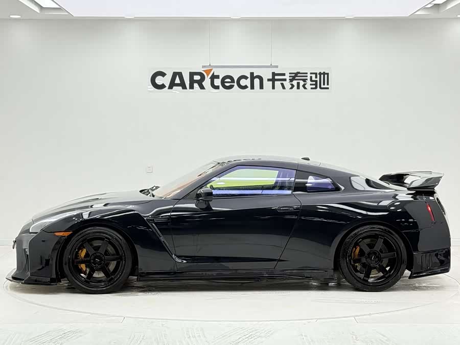 日产 日产GT-R 2010 汽车图片 #7