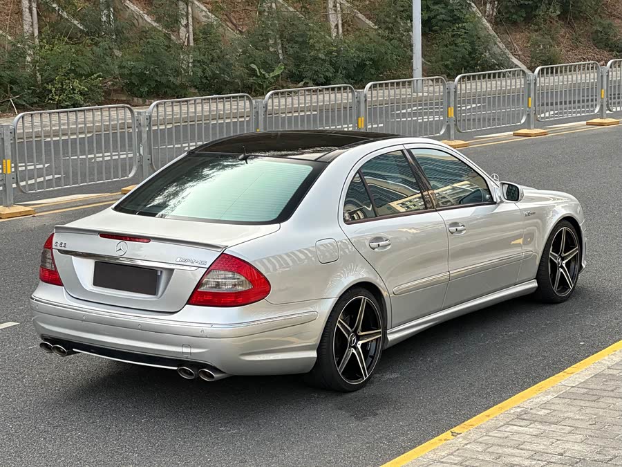 Mercedes-Benz E AMG 2007 immagine di auto #7