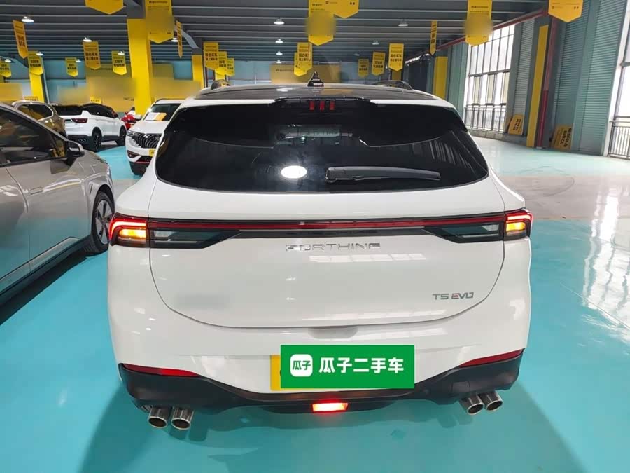 Forthing T5 EVO 2021 #7 Forthing T5 EVO 2021 immagine di auto #7