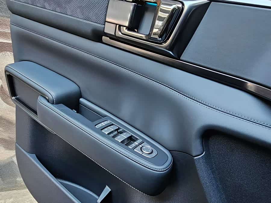 FangChengBao Leopard 5 2024 car image #7