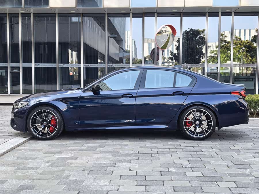 BMW M5 2023 #7 BMW M5 2023 car image #7