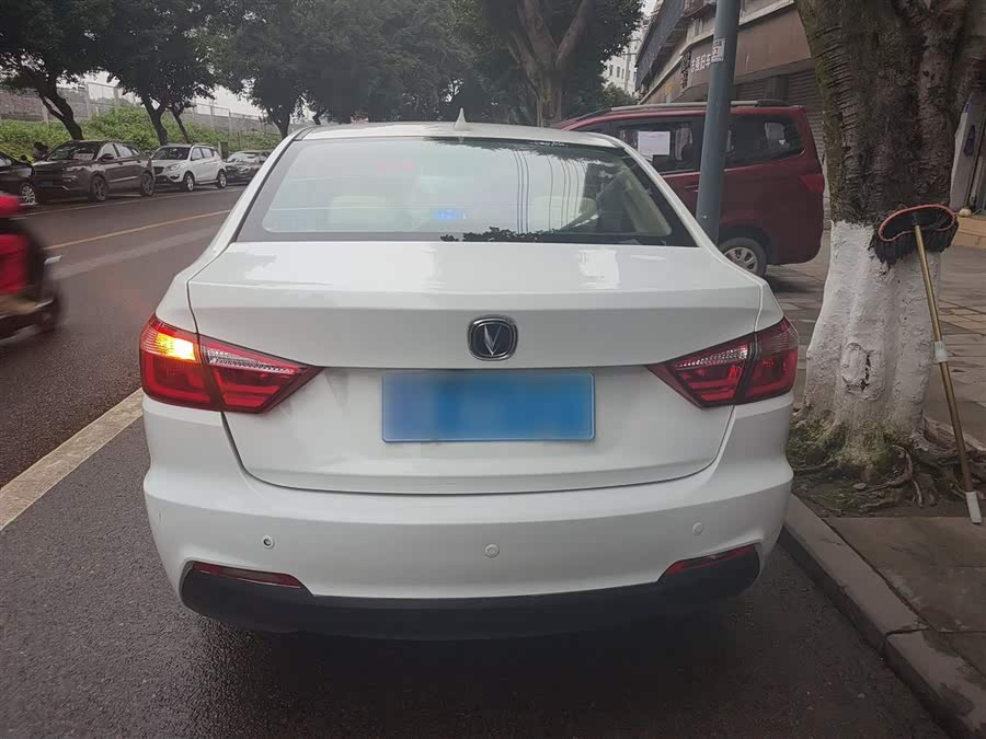 Changan Alsvin V7 2015 imagem de carro #7