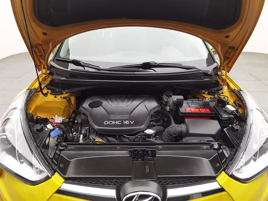 Hyundai Veloster 2012 immagine di auto #7