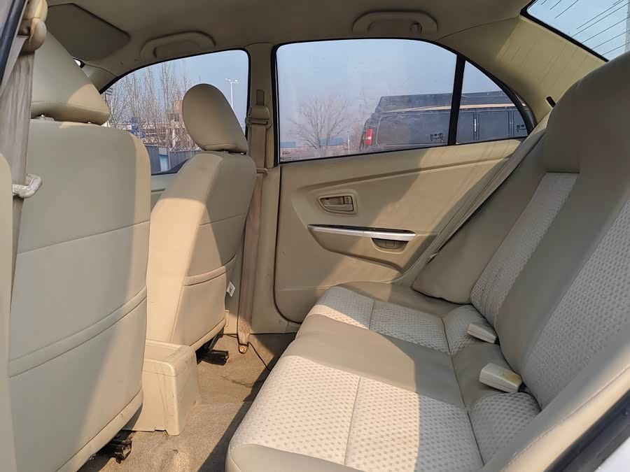 Soueast V3 Lingyue 2013 #7 Soueast V3 Lingyue 2013 car image #7