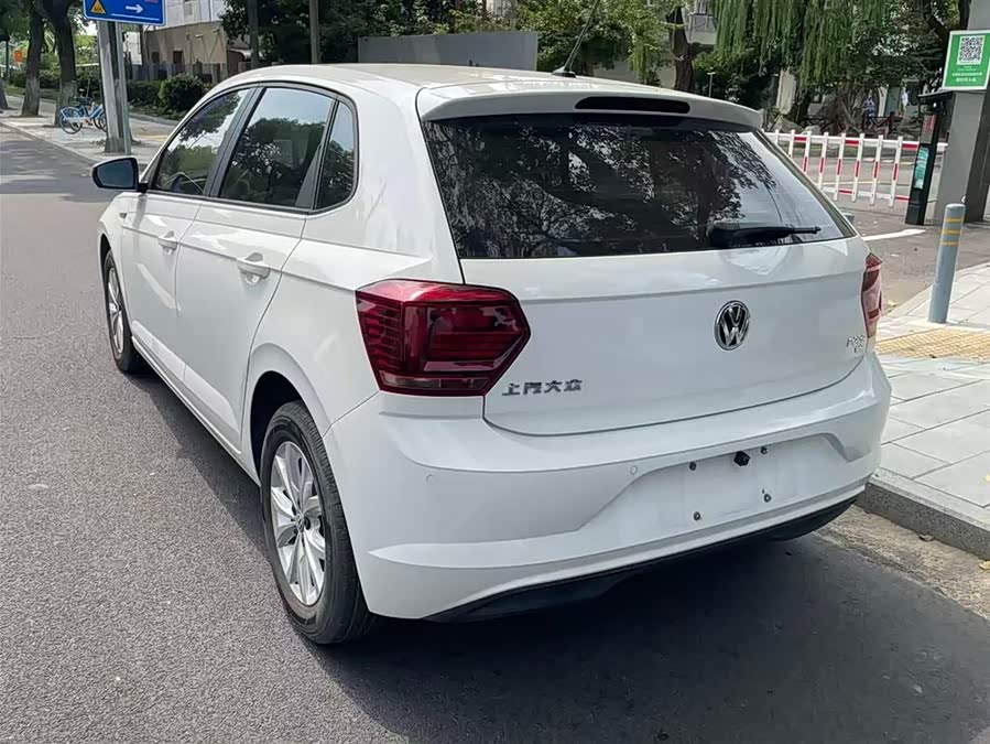 Volkswagen Polo 2019 car image #7