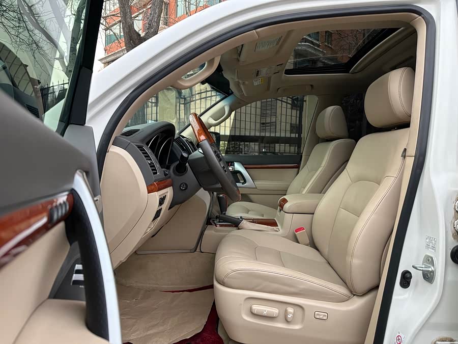 Toyota Land Cruiser 2015 immagine di auto #7