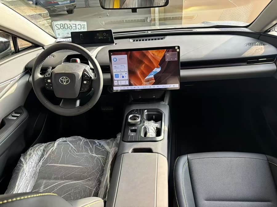 Toyota bZ5 2025 car image #7