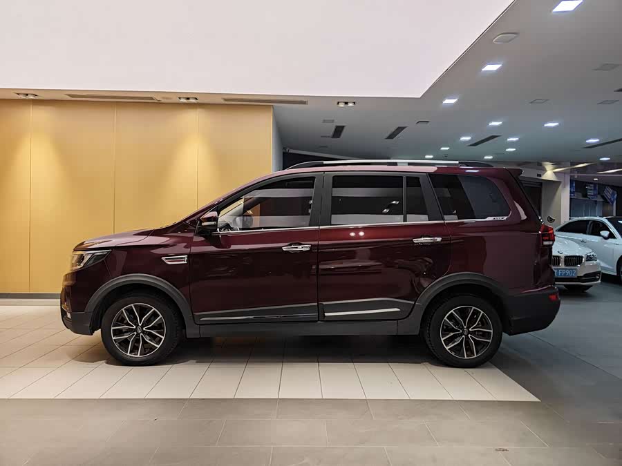 SWM斯威汽车 SWM斯威X3 2019 汽车图片 #7