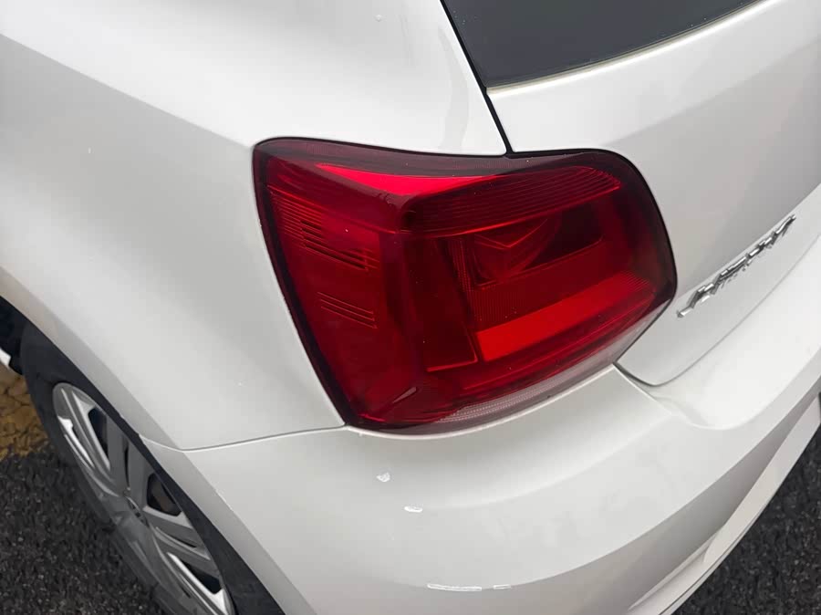 Volkswagen Polo 2016 imagen de coche #7