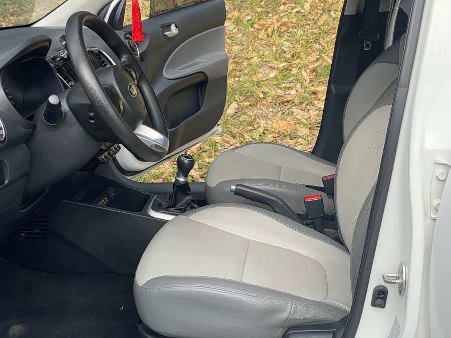 Kia Pegas 2018 image de voiture #7