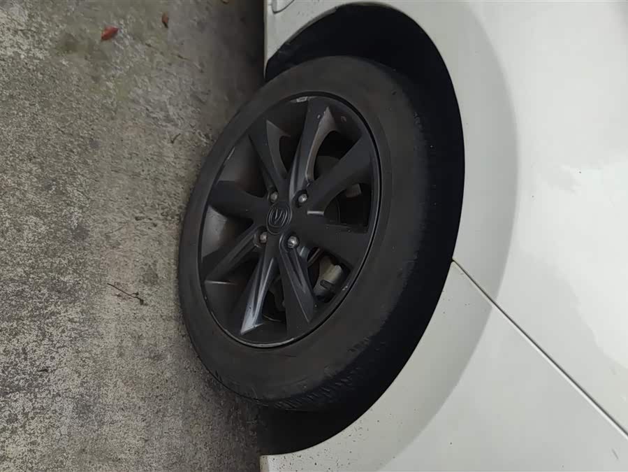 Changan Alsvin 2018 #7 Changan Alsvin 2018 car image #7