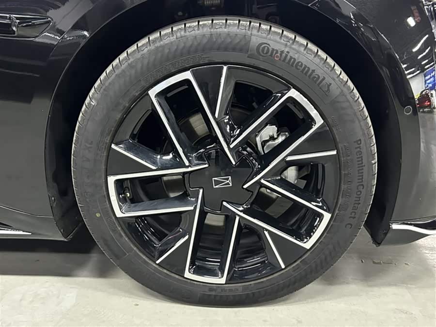 Avatr 06 2025 #7 Avatr 06 2025 car image #7